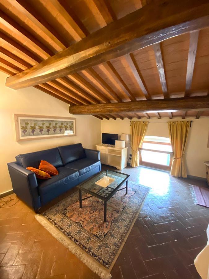 Hotel Palazzo Squarcialupi كاستيلّينا إنْ كْيانت المظهر الخارجي الصورة