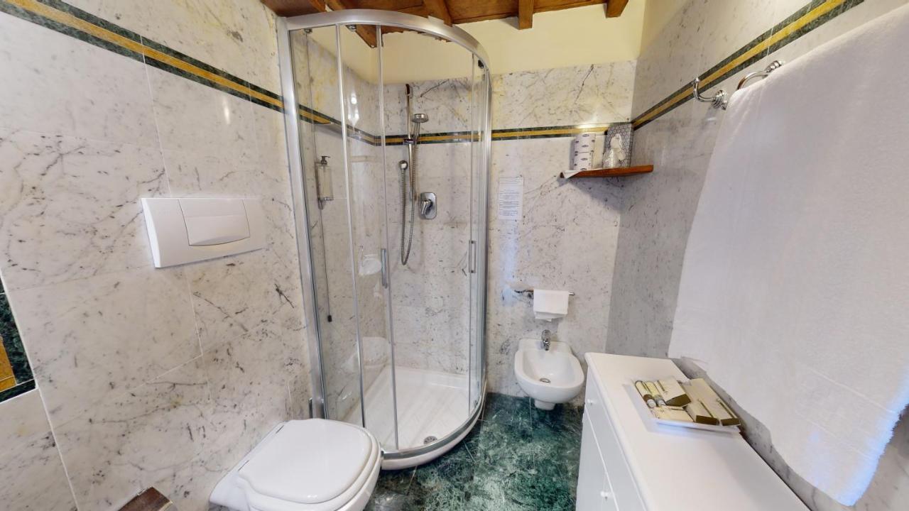 Hotel Palazzo Squarcialupi كاستيلّينا إنْ كْيانت المظهر الخارجي الصورة